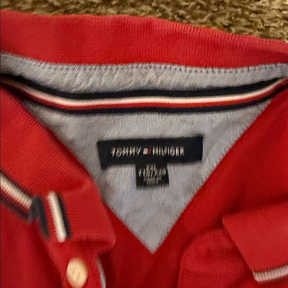 Tommy Hilfiger Men's Vibrant Red Polo - Picture 2 of 2